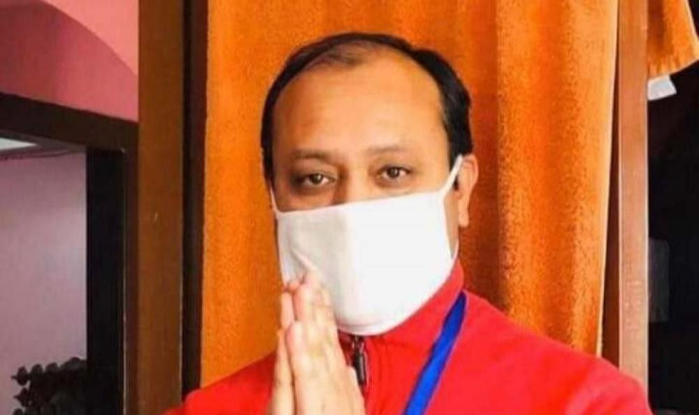 क्यान्सरपीडित समाजसेवी वासुदेव घिमिरेकाे उपचारका लागि सहयाेगकाे अपिल